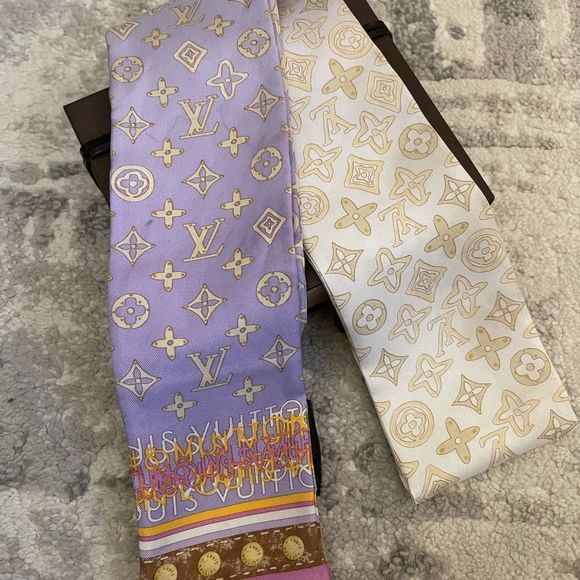 Louis Vuitton Silk Monogram Map Bandeau - Picture 2 of 8